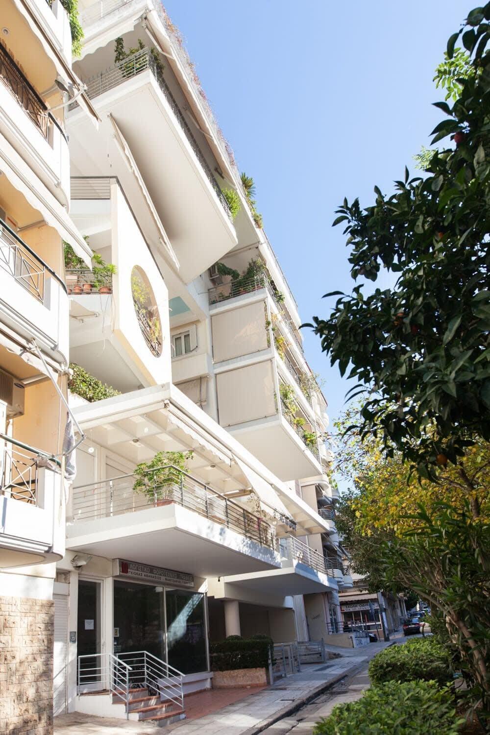 אתונה Scenic Balcony Apt In Vibrant Petralona מראה חיצוני תמונה